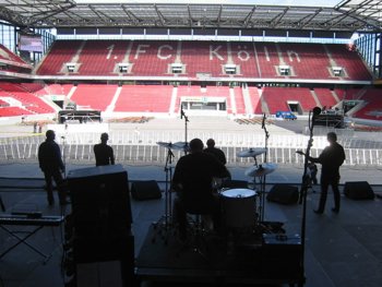 100-0021_IMG.jpg
